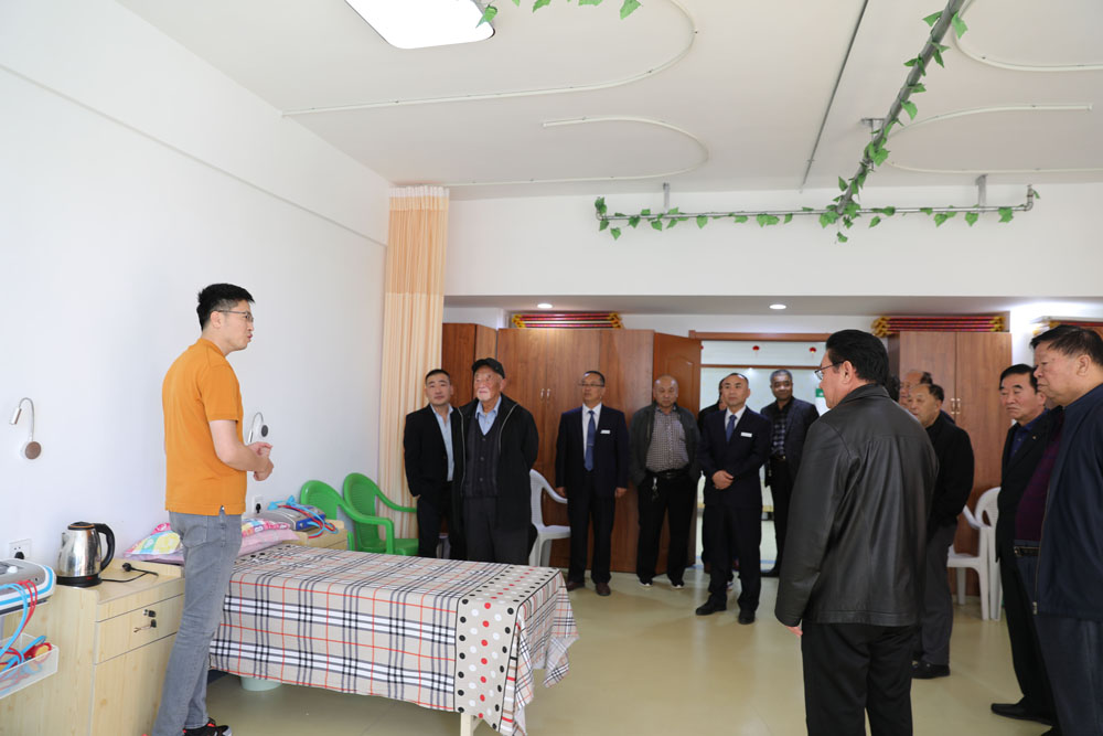 山東聯(lián)興建設(shè)集團(tuán)舉行紀(jì)念改革開放 暨建企40周年慶祝大會(huì)(德州晚報(bào)報(bào)道)