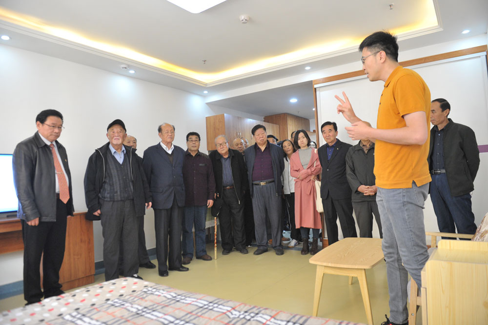 山東聯(lián)興建設(shè)集團(tuán)舉行紀(jì)念改革開放 暨建企40周年慶祝大會(huì)(德州晚報(bào)報(bào)道)